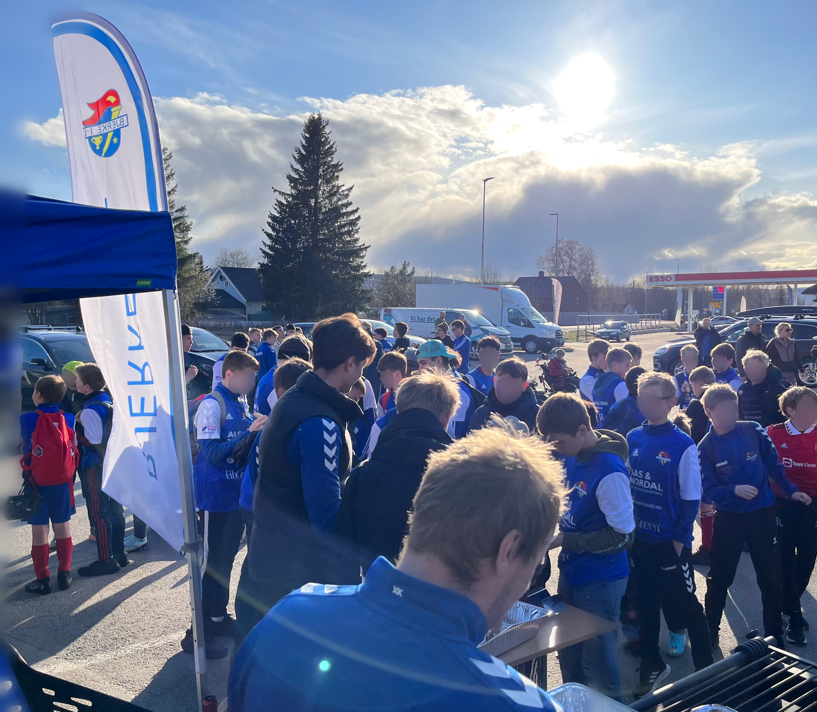 FULL TRØKK PÅ KICKOFF